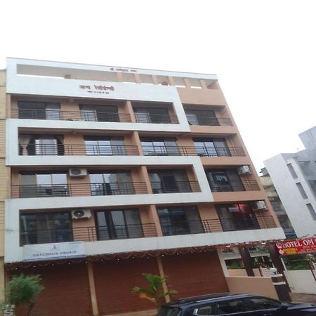 Hotel Om Sai Navi Mumbai Kültér fotó