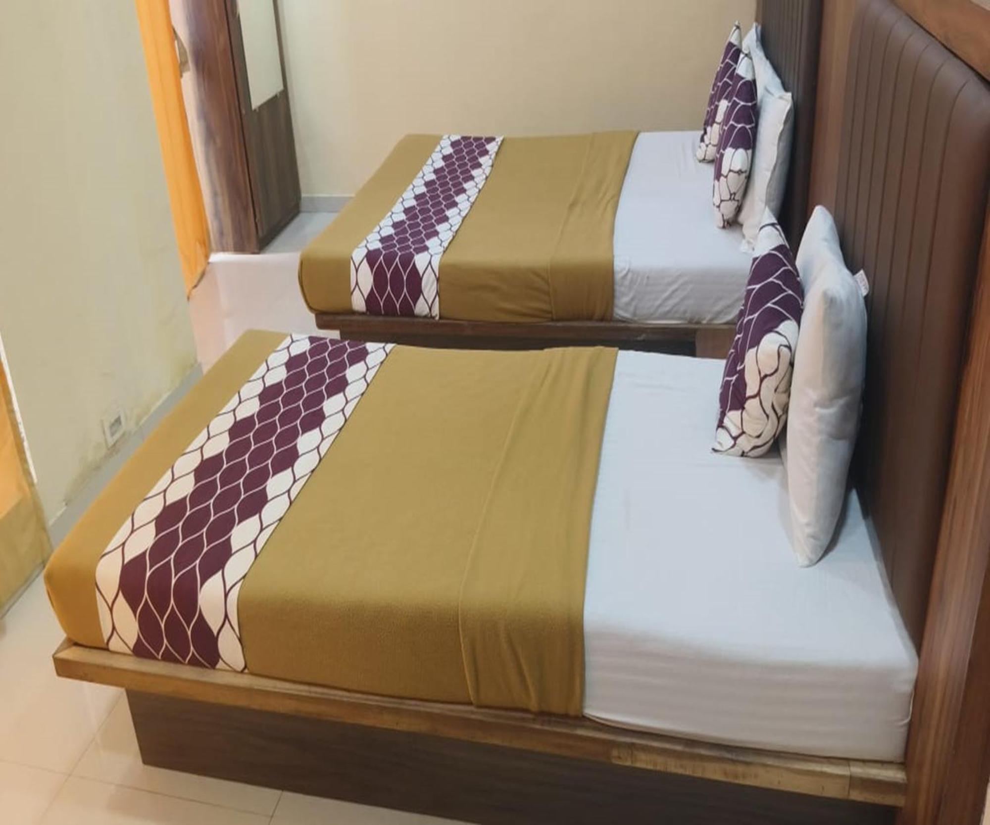 Hotel Om Sai Navi Mumbai Kültér fotó