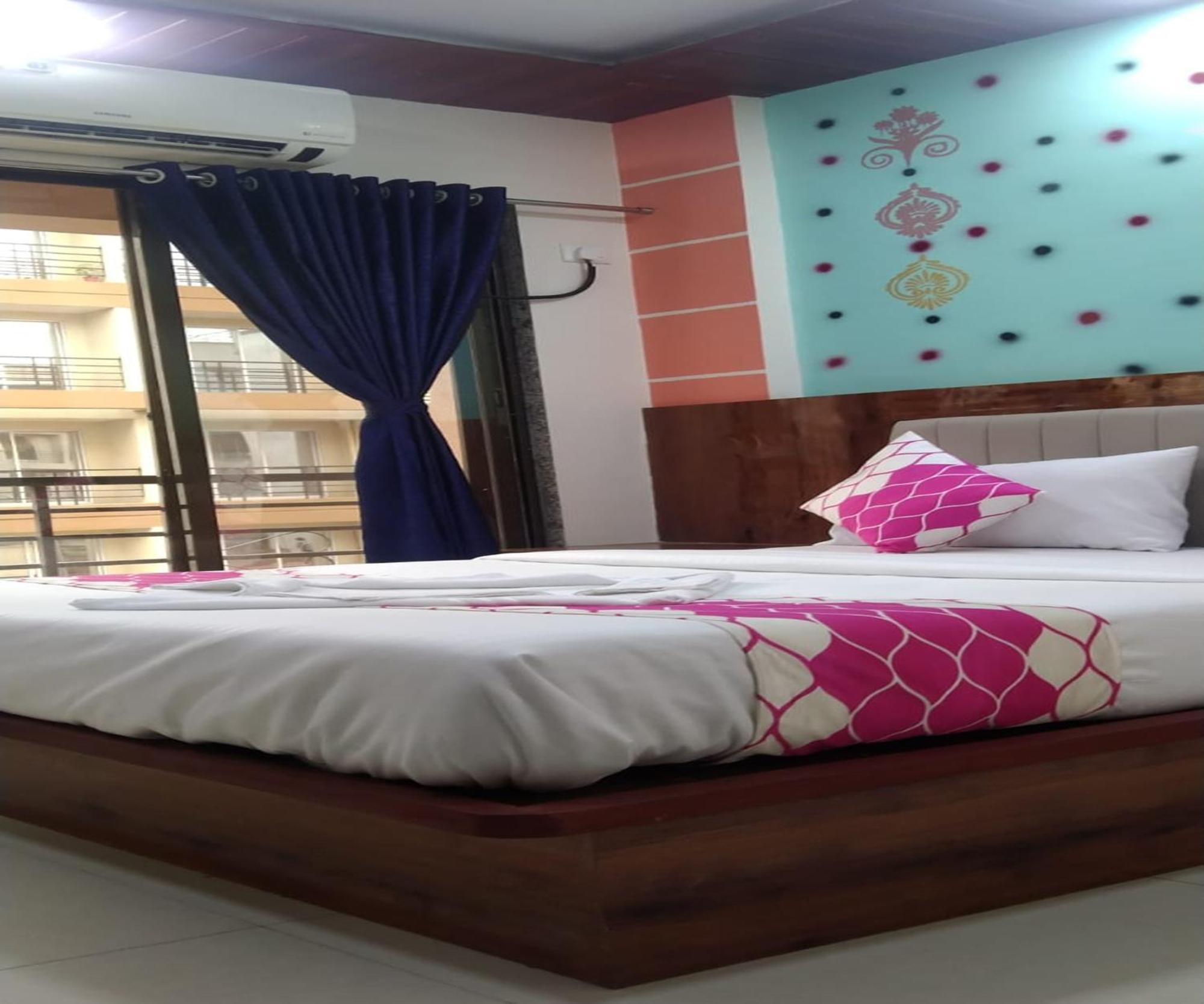 Hotel Om Sai Navi Mumbai Kültér fotó
